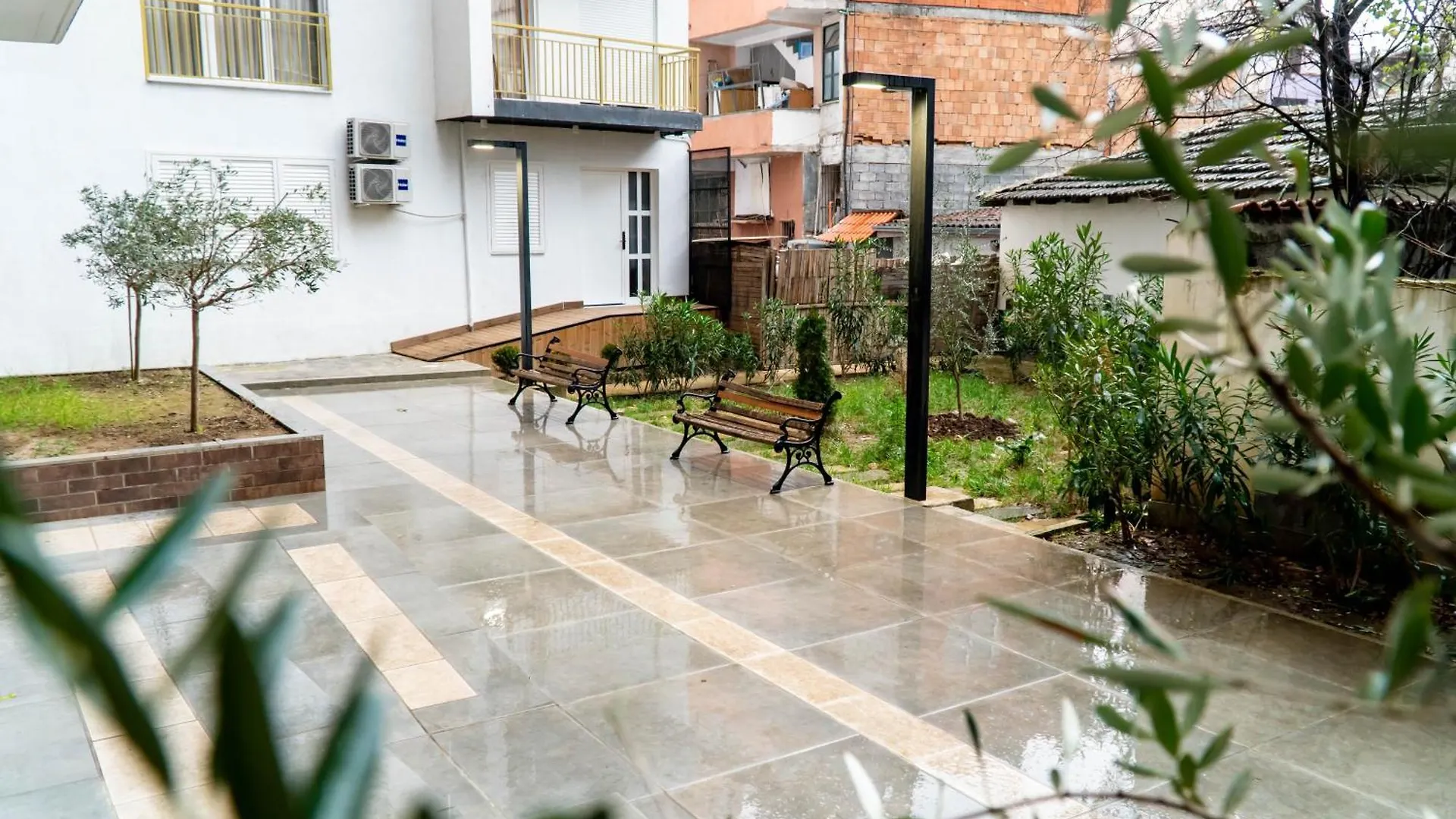Signature Apartment 5 Tiran